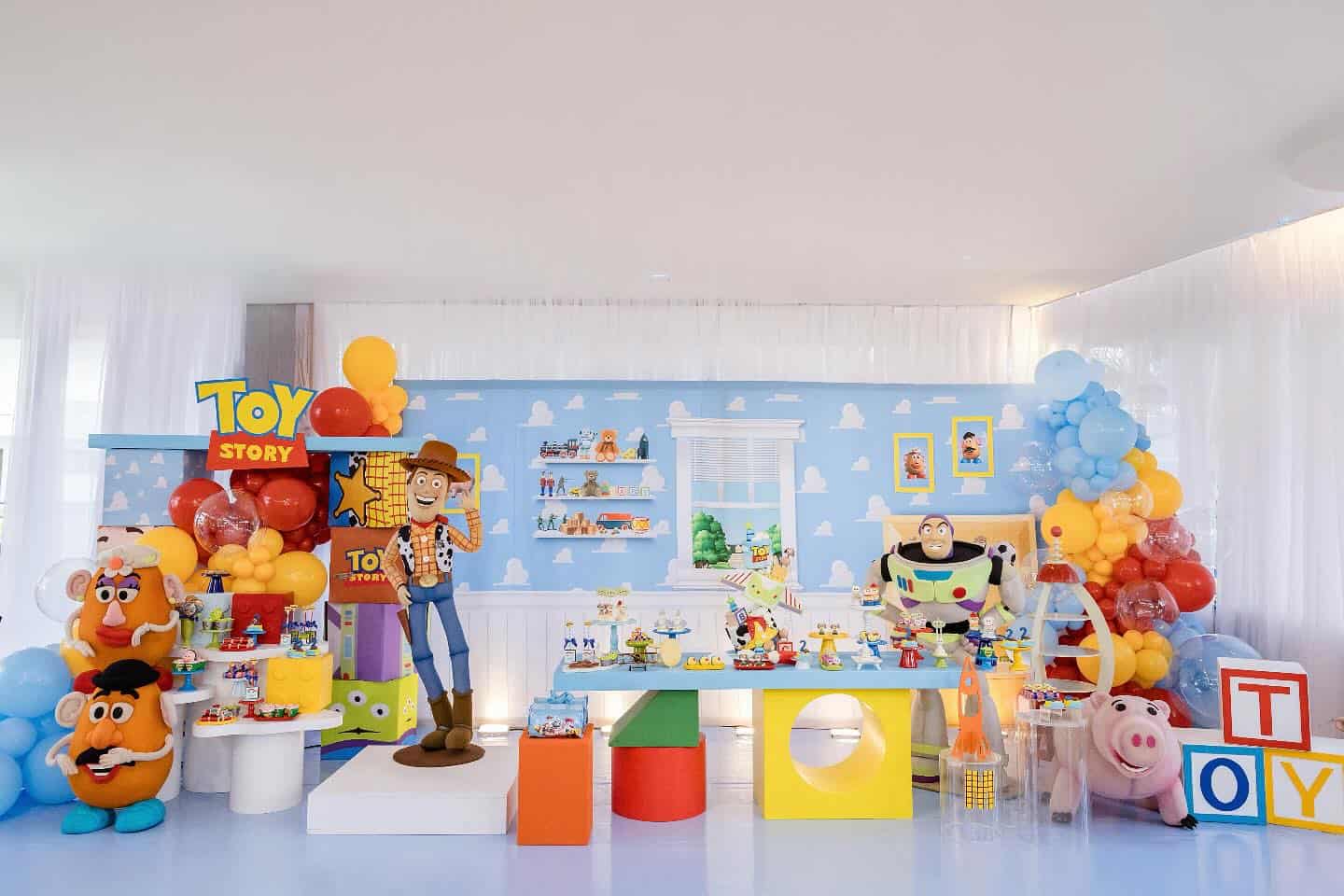Classic Toy Story Party Table Setup