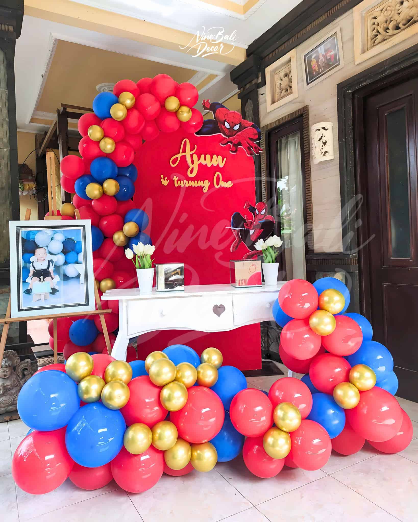 First Birthday Spiderman Balloon Decor