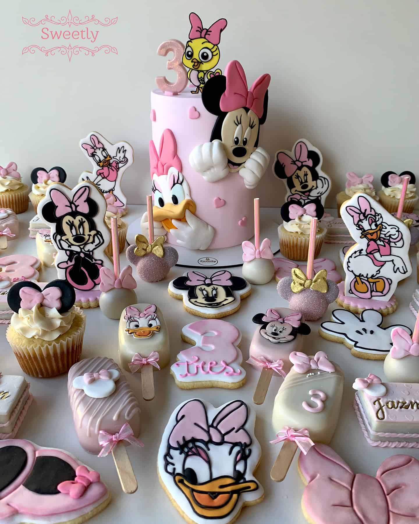 Minnie and Daisy Themed Dessert Table