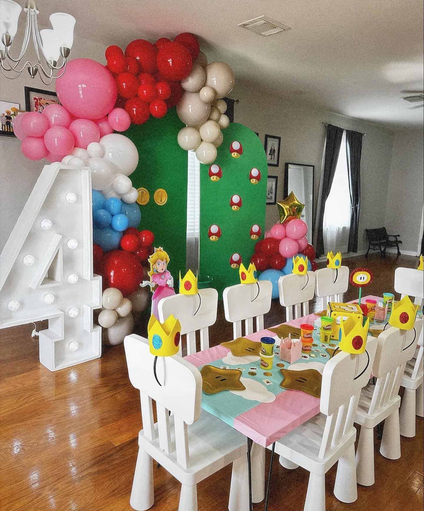 Princess Peach Royal Table