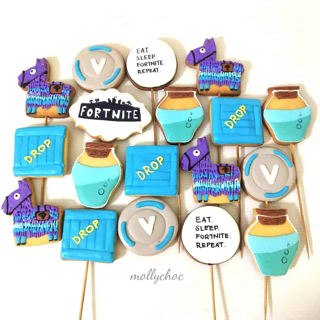 Fortnite-Themed Cookie Set with Iconic Designs