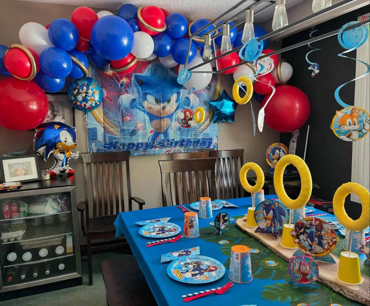 Sonic Birthday Table Decorations