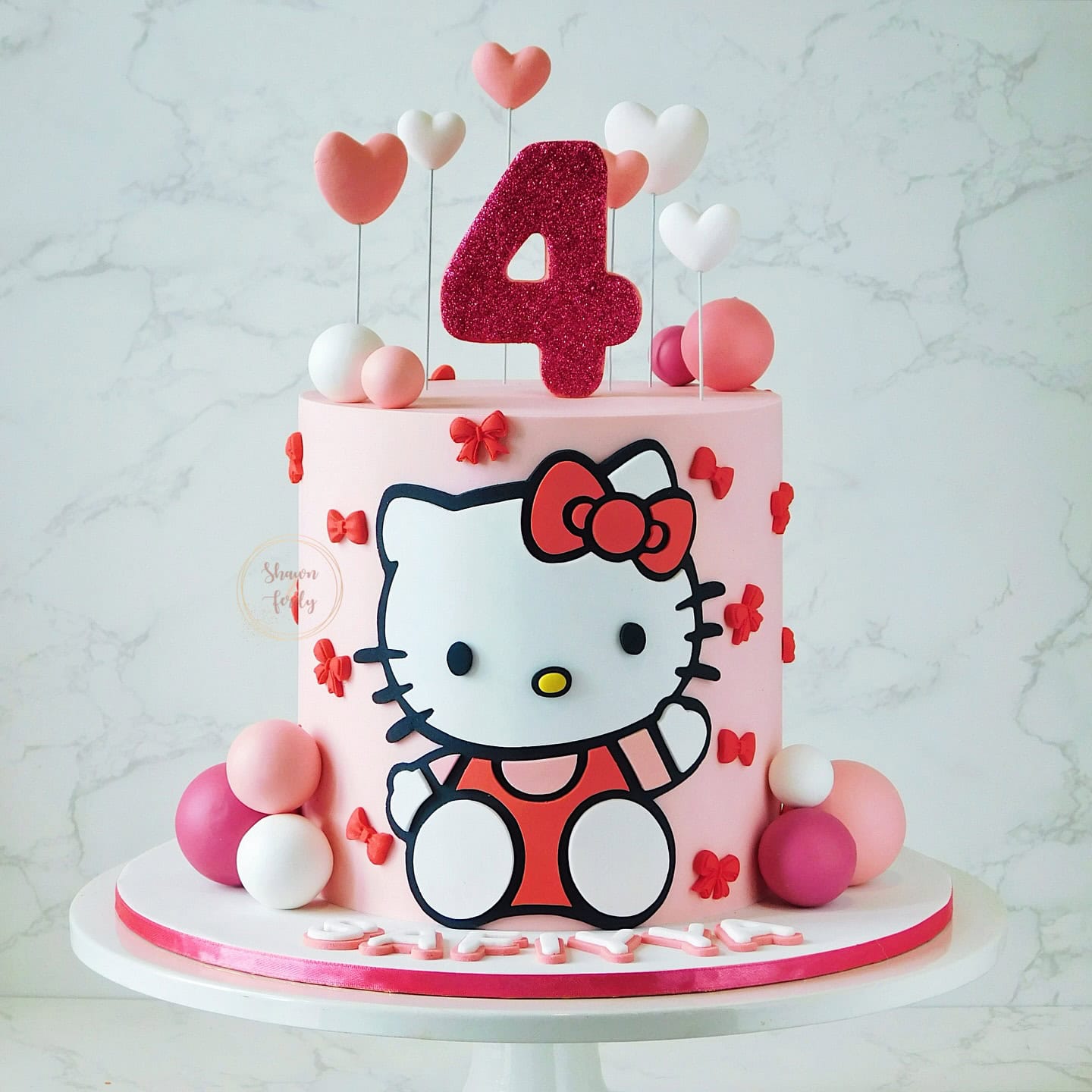 Hello Kitty 4th Birthday Cake With Hearts