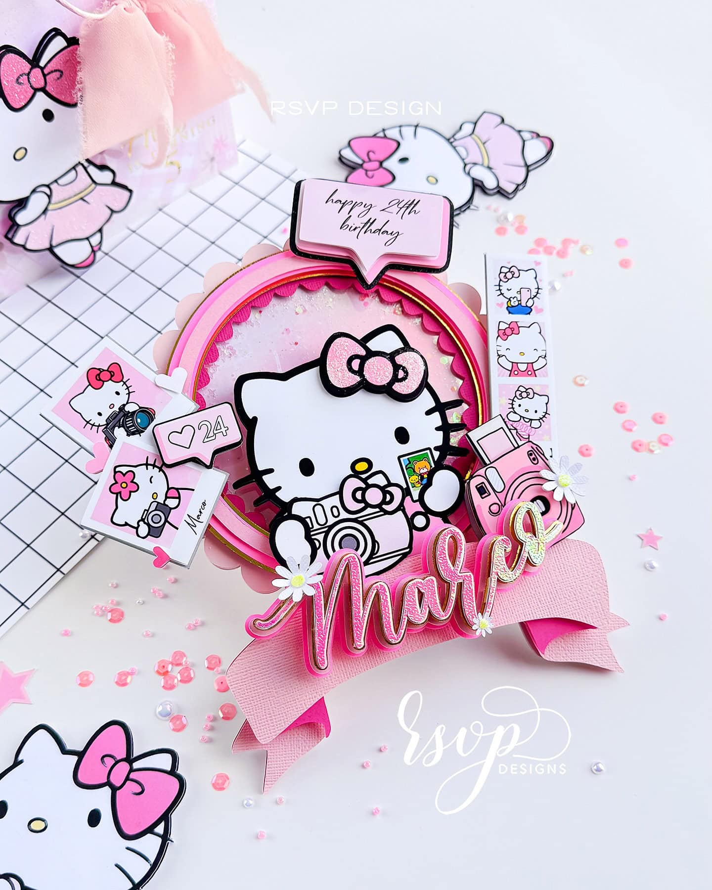 Hello Kitty Photo-Themed Party Decor