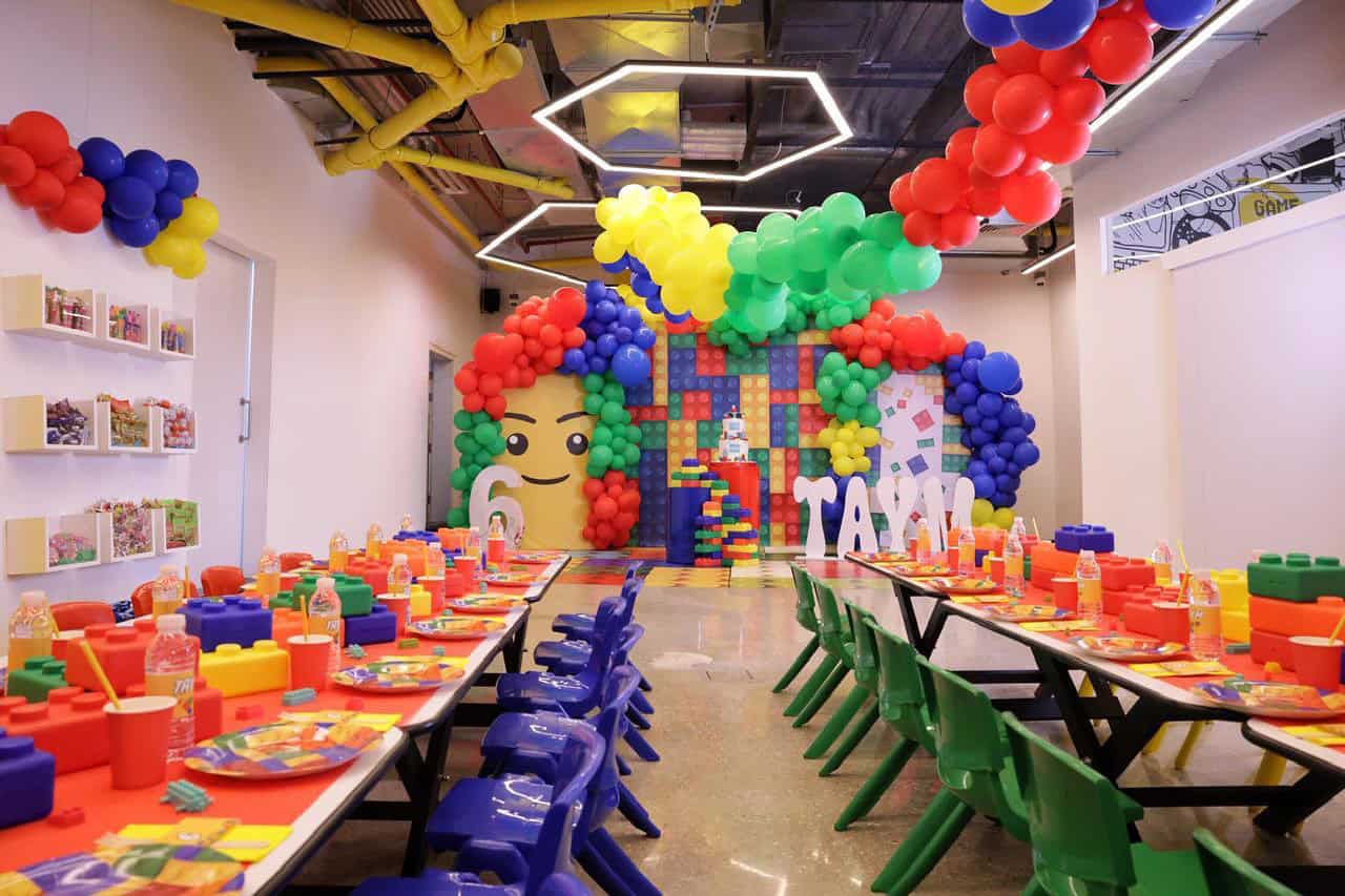 Lego Birthday Party Decor Balloon Setup