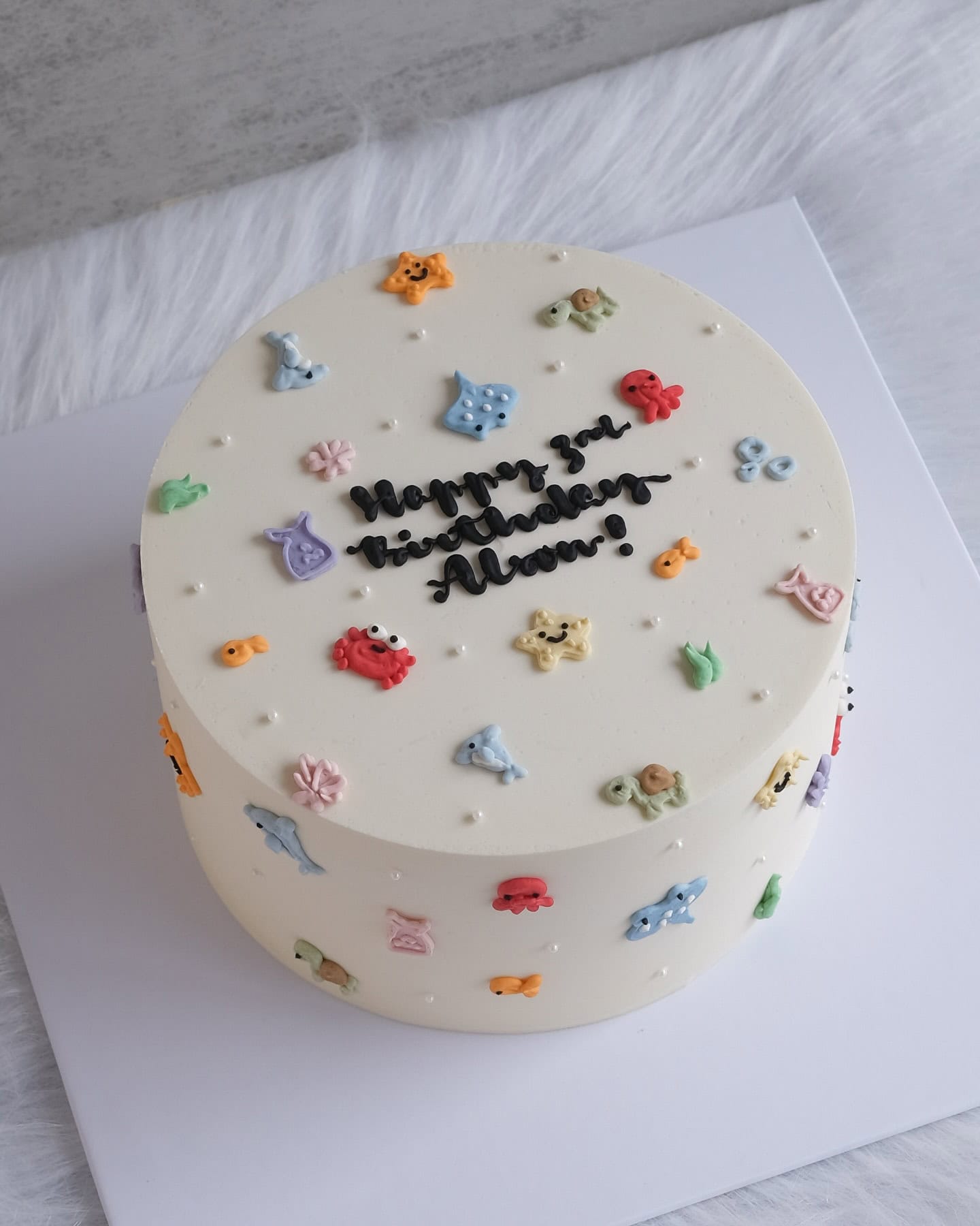 Minimalist Sea Creature Cake