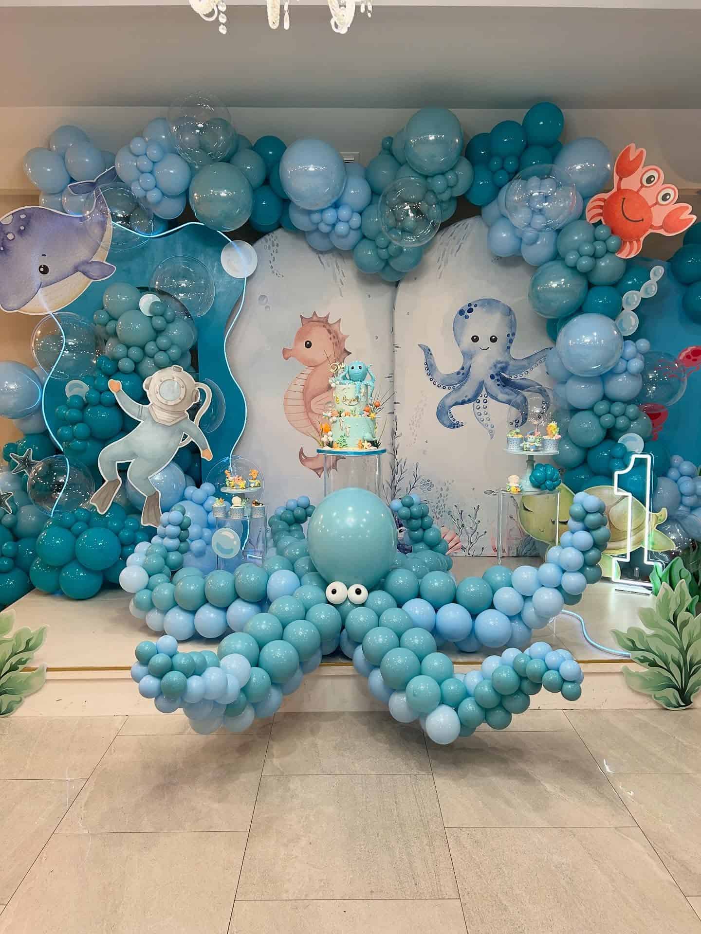 Octopus Balloon Arch Birthday Backdrop