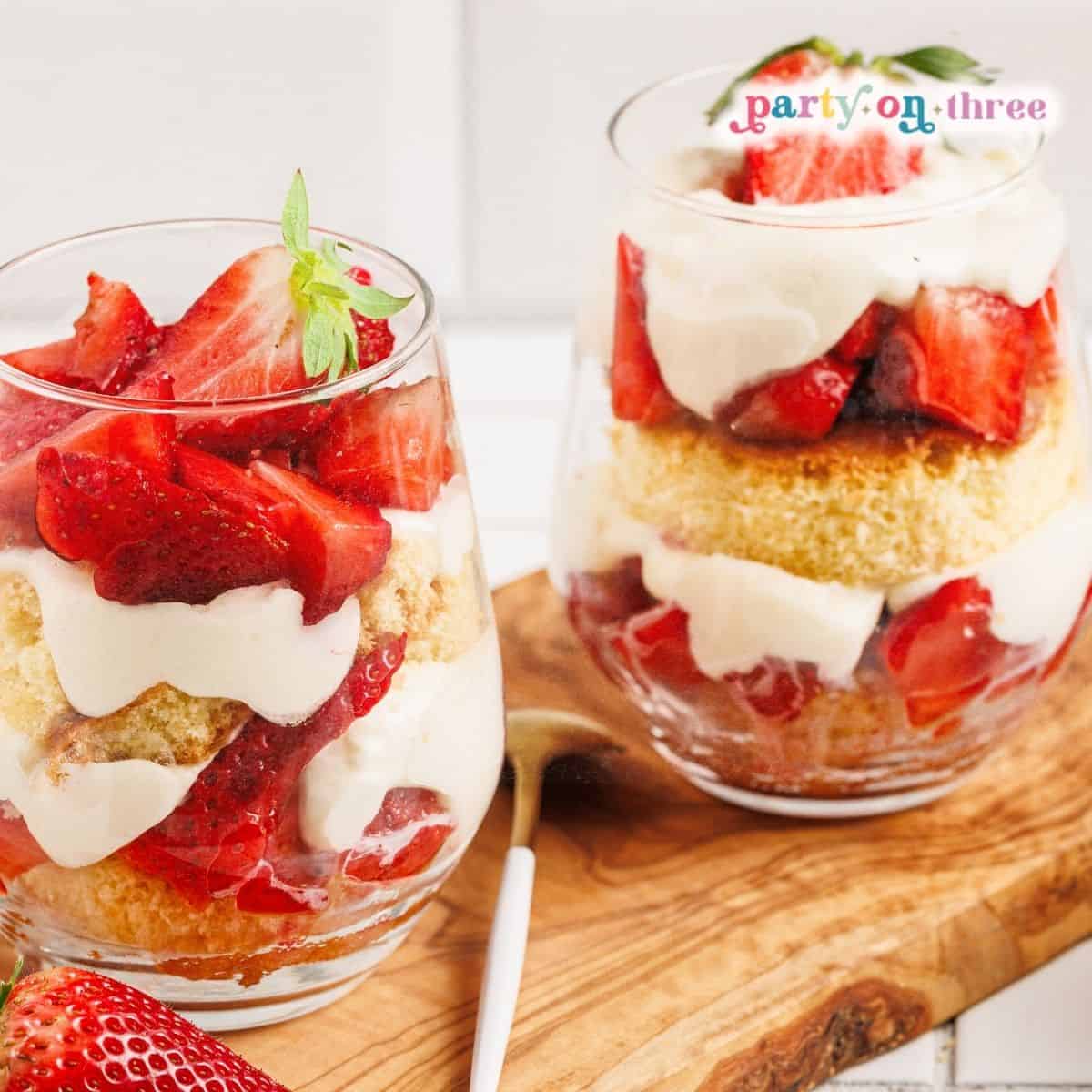 Fresh Strawberry Shortcake Parfaits