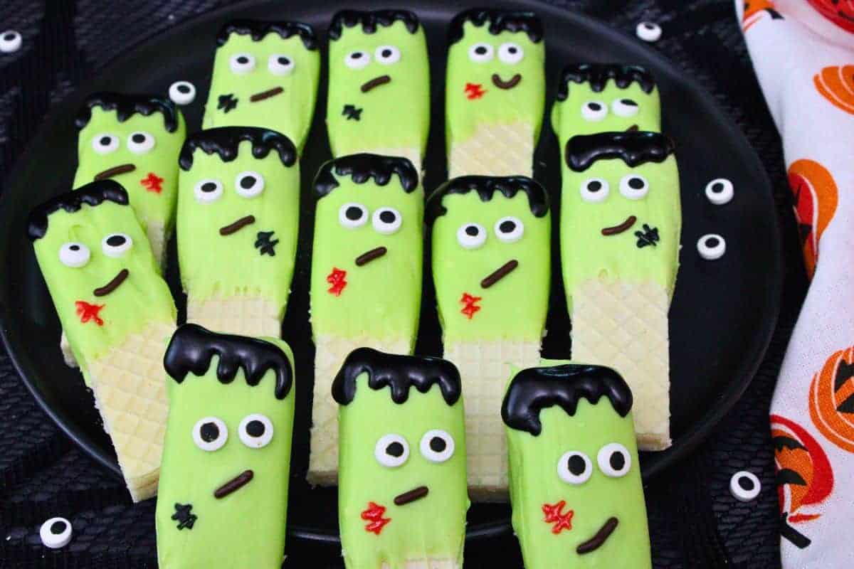 Frankenstein Wafer Cookies: Cute No-Bake Halloween Treat