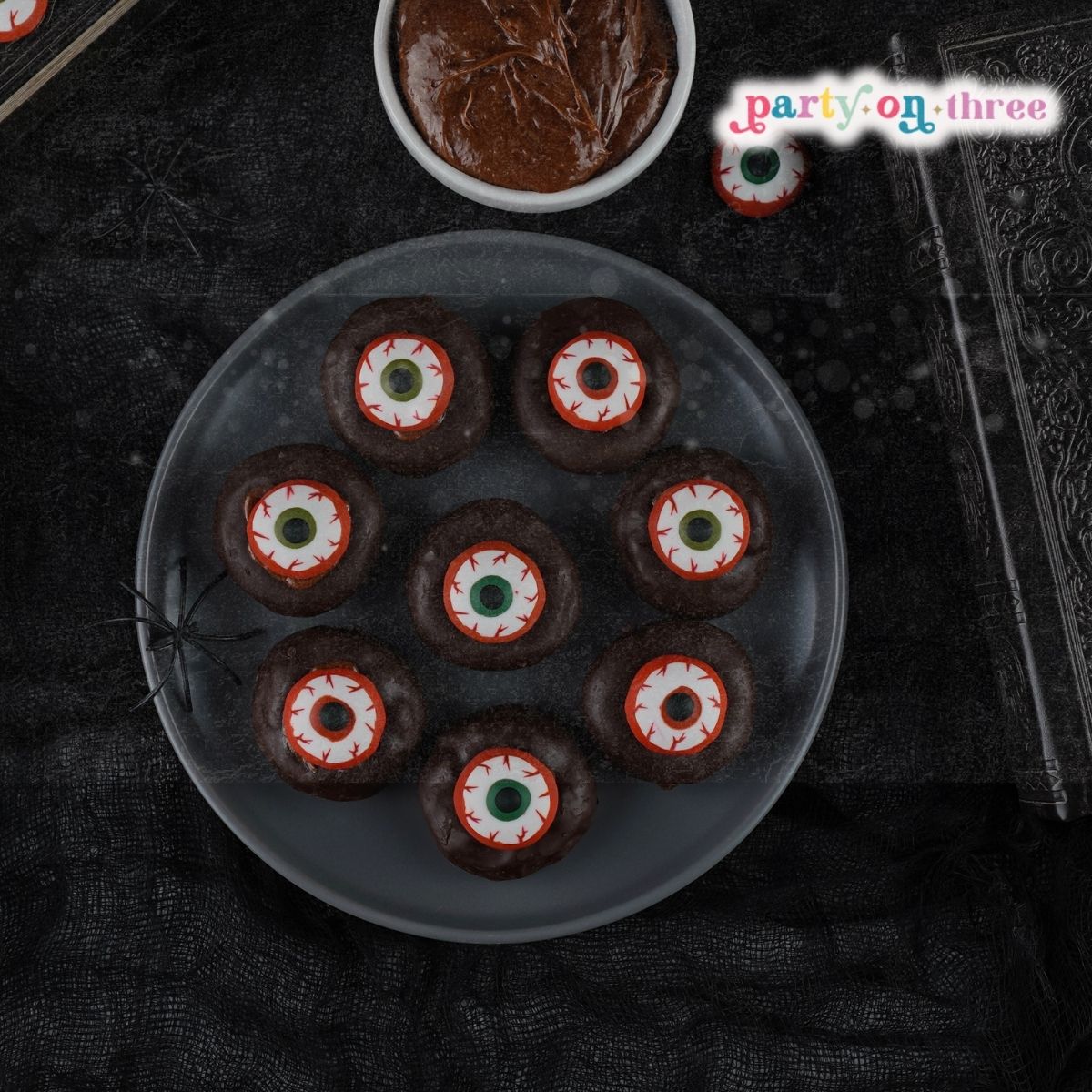 Halloween Mini Donut Eyeballs (3 Ingredient No Bake Treat)