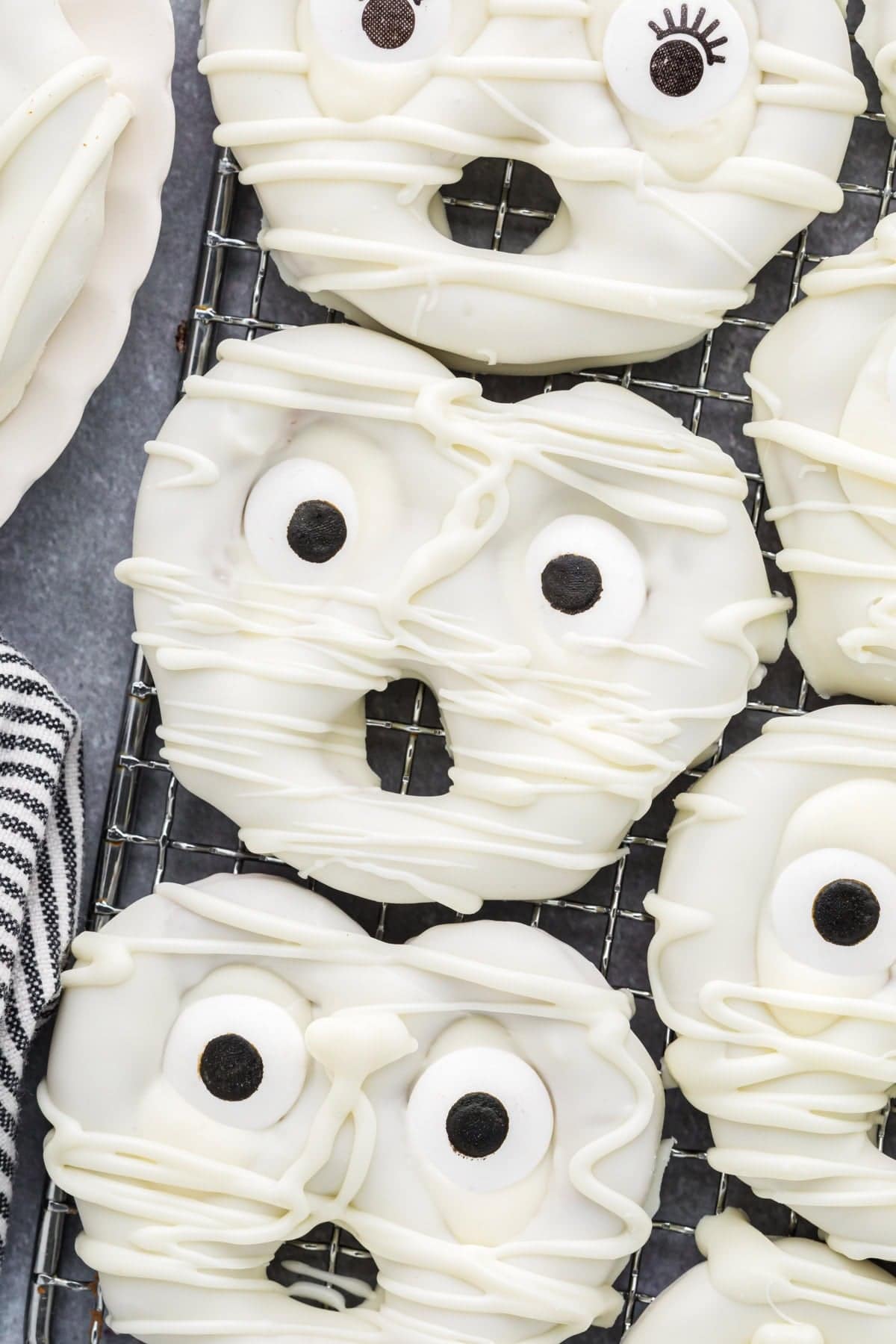 Mummy Pretzels