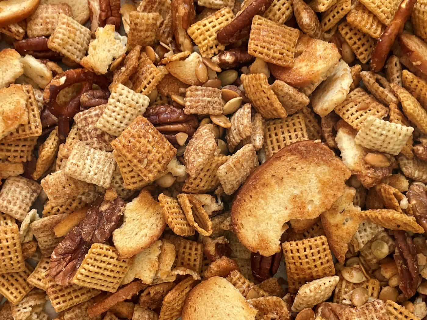 Swicy Pecan Party Mix