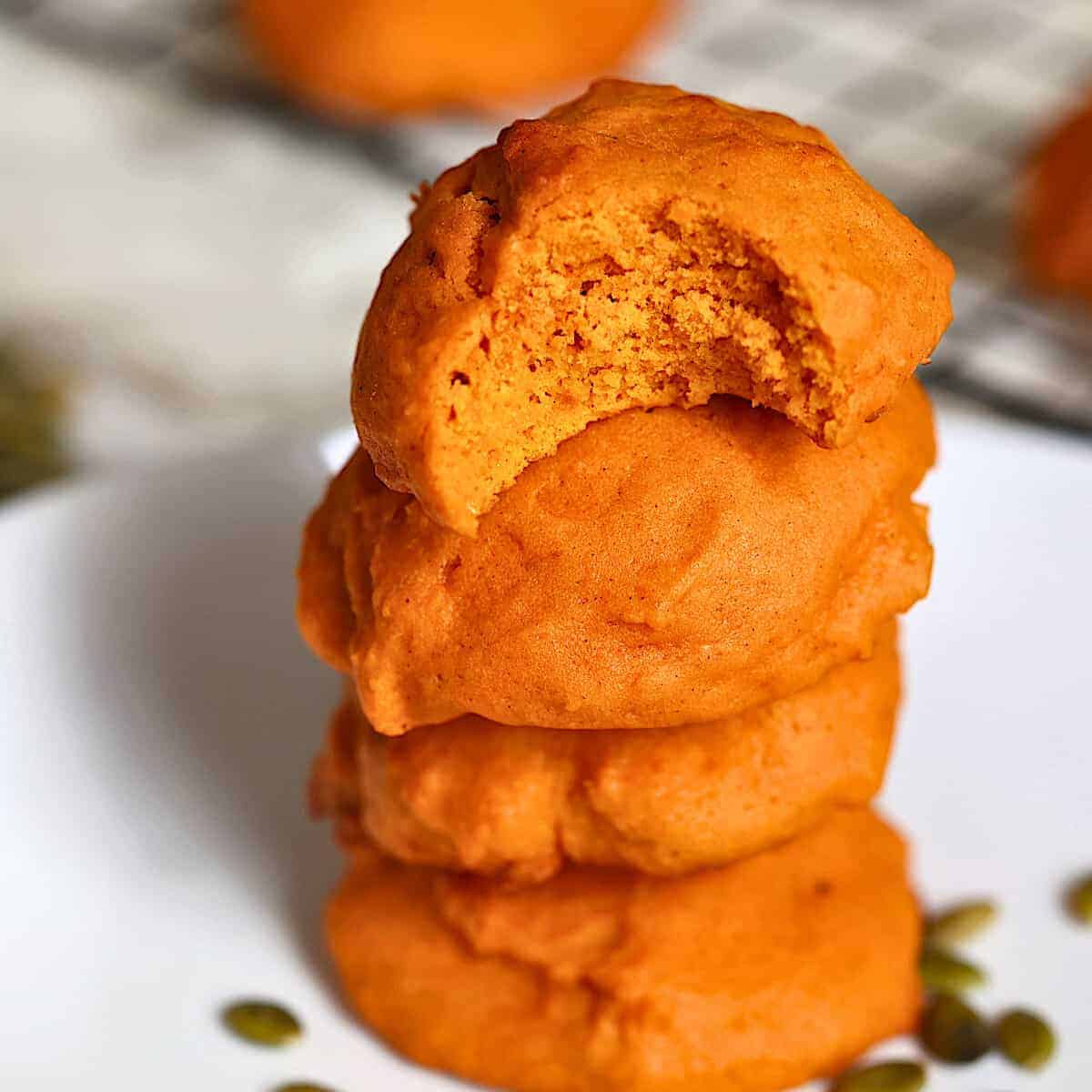 Chewy Pumpkin Cookies – Tasty Oven