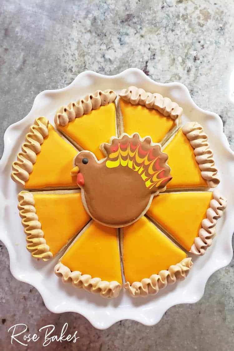 Decorated Pumpkin Pie Cookies (in a Thanksgiving Cookie Set) – all the details!