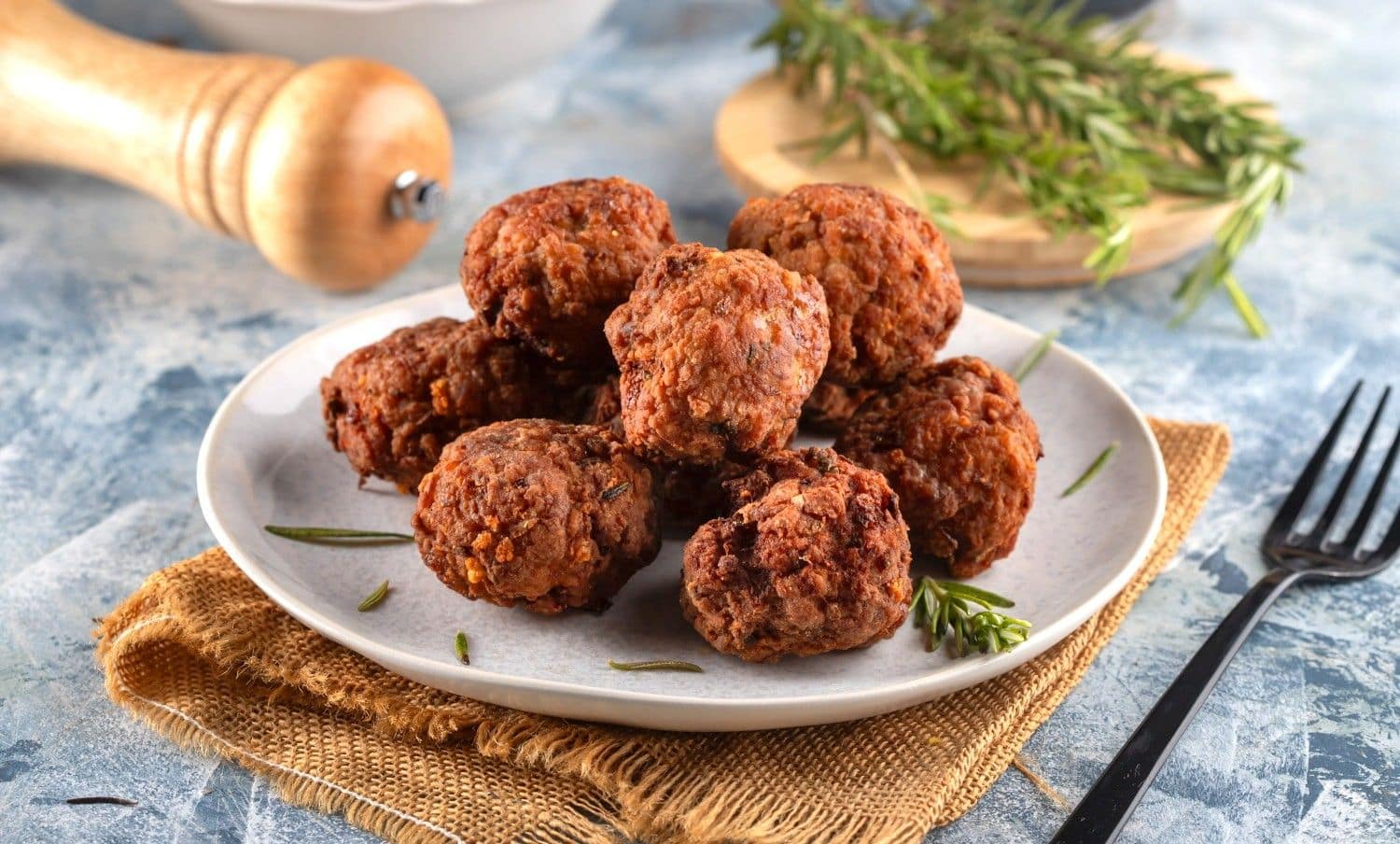 Italian Meatballs with Rosemary for a Holiday Spread