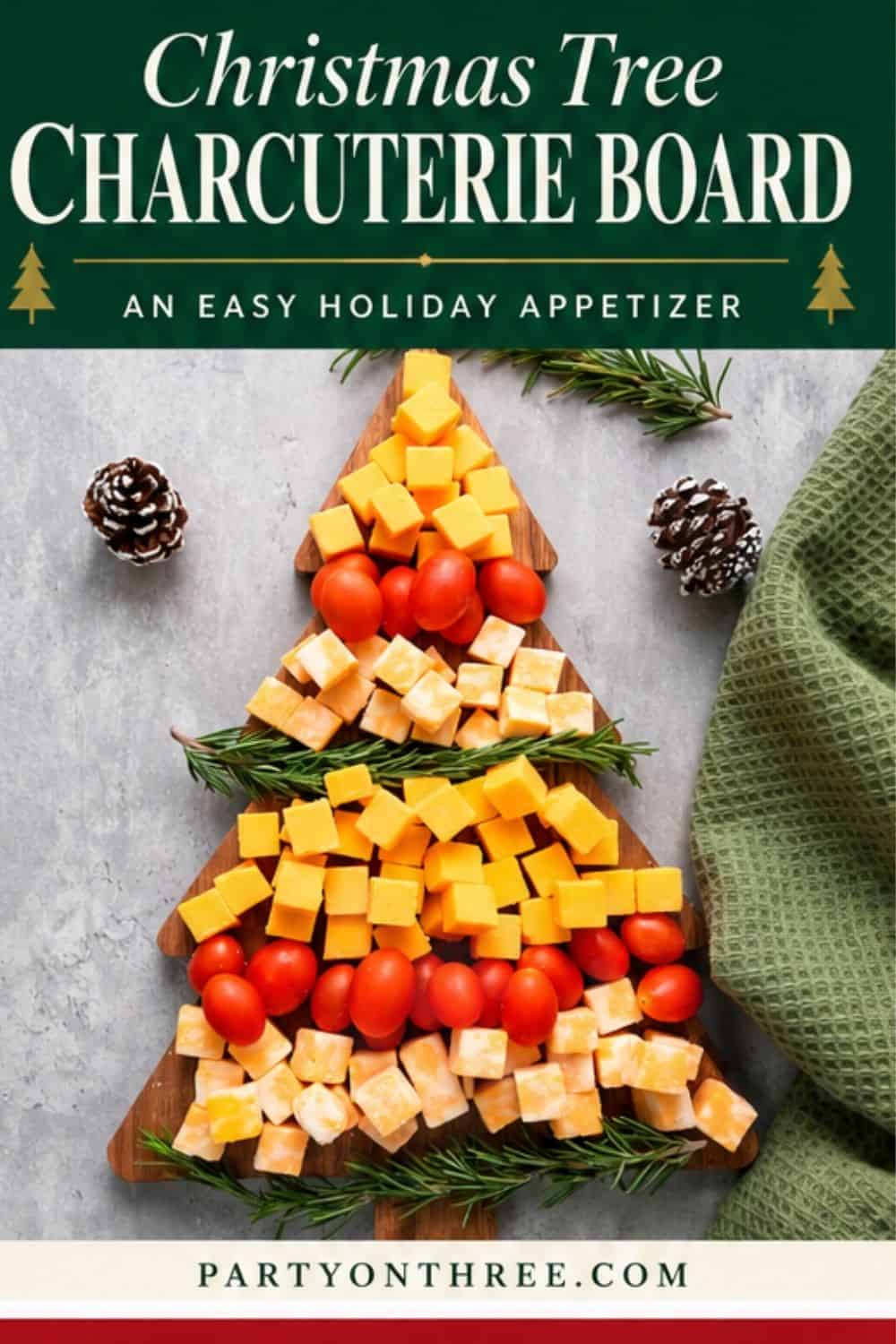Christmas Tree Cheese Board (Easy Christmas Tree Charcuterie Board ...