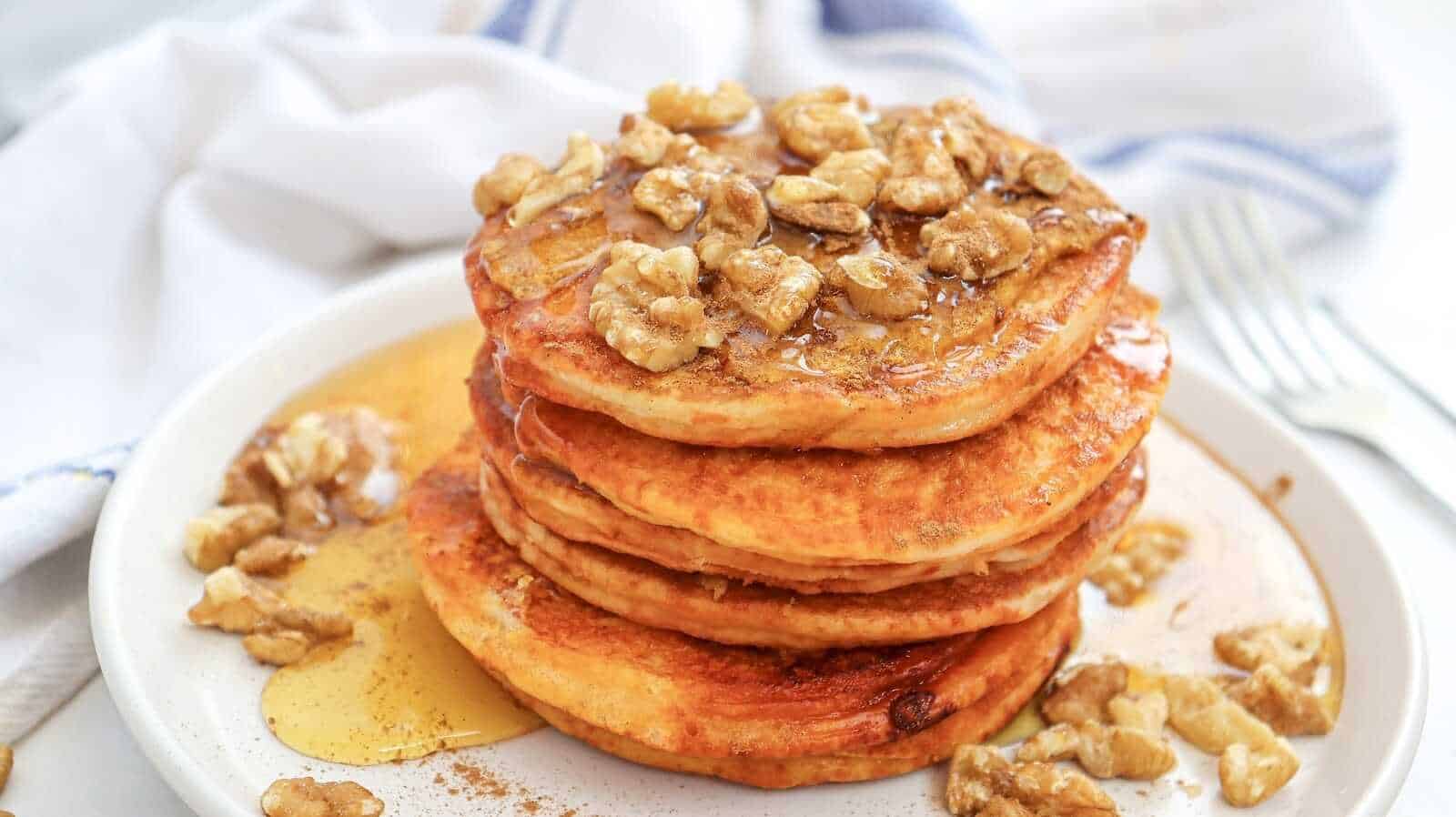 Fluffy Pumpkin Pancakes: Easy 20-Minute Fall Breakfast