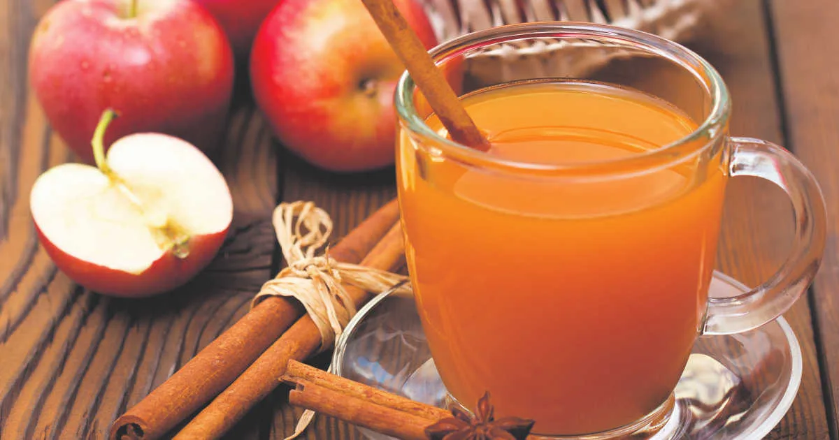 Pumpkin Spice Apple Bourbon Cocktail