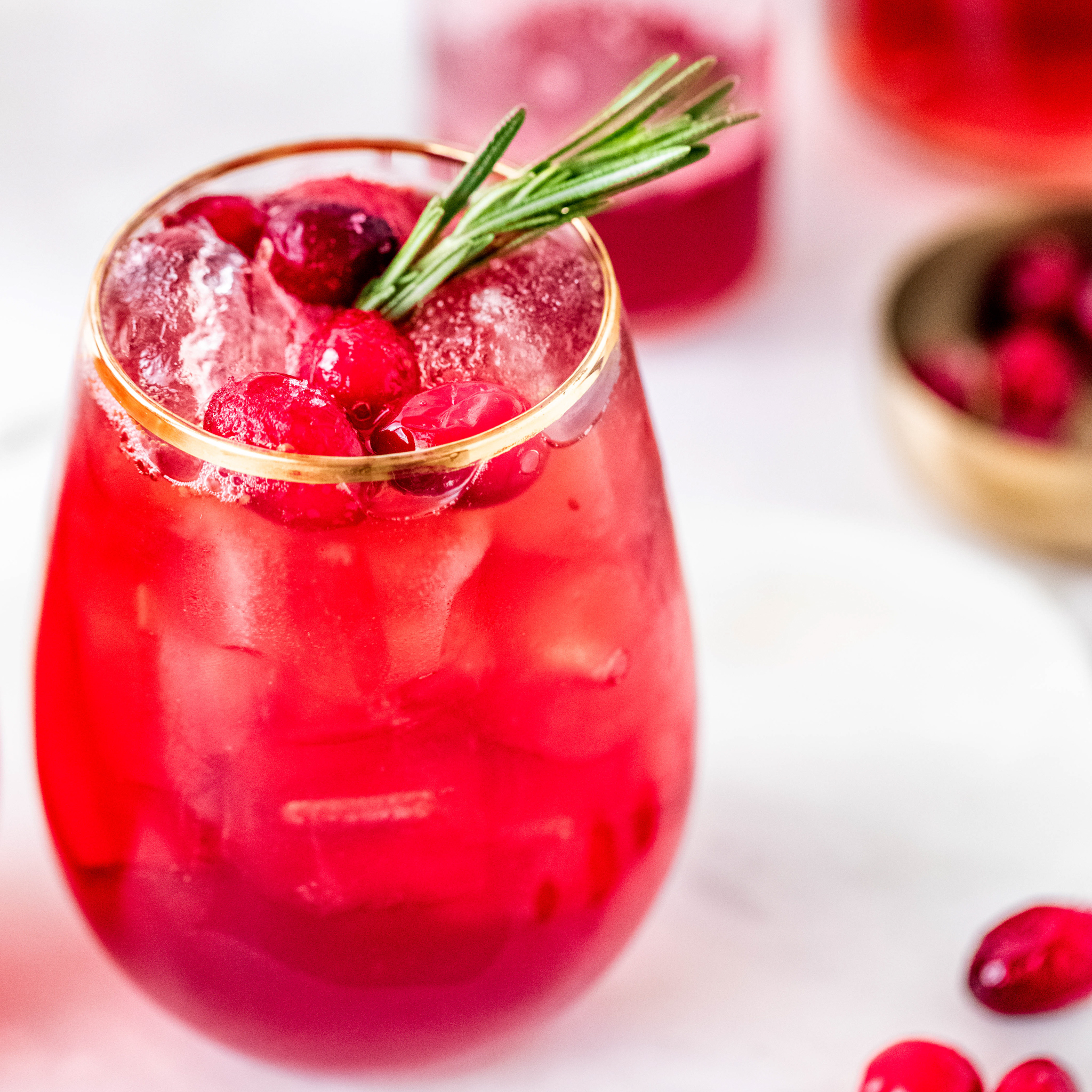 Rosemary Cranberry Bourbon Cocktail - Christmas Cocktail Recipe