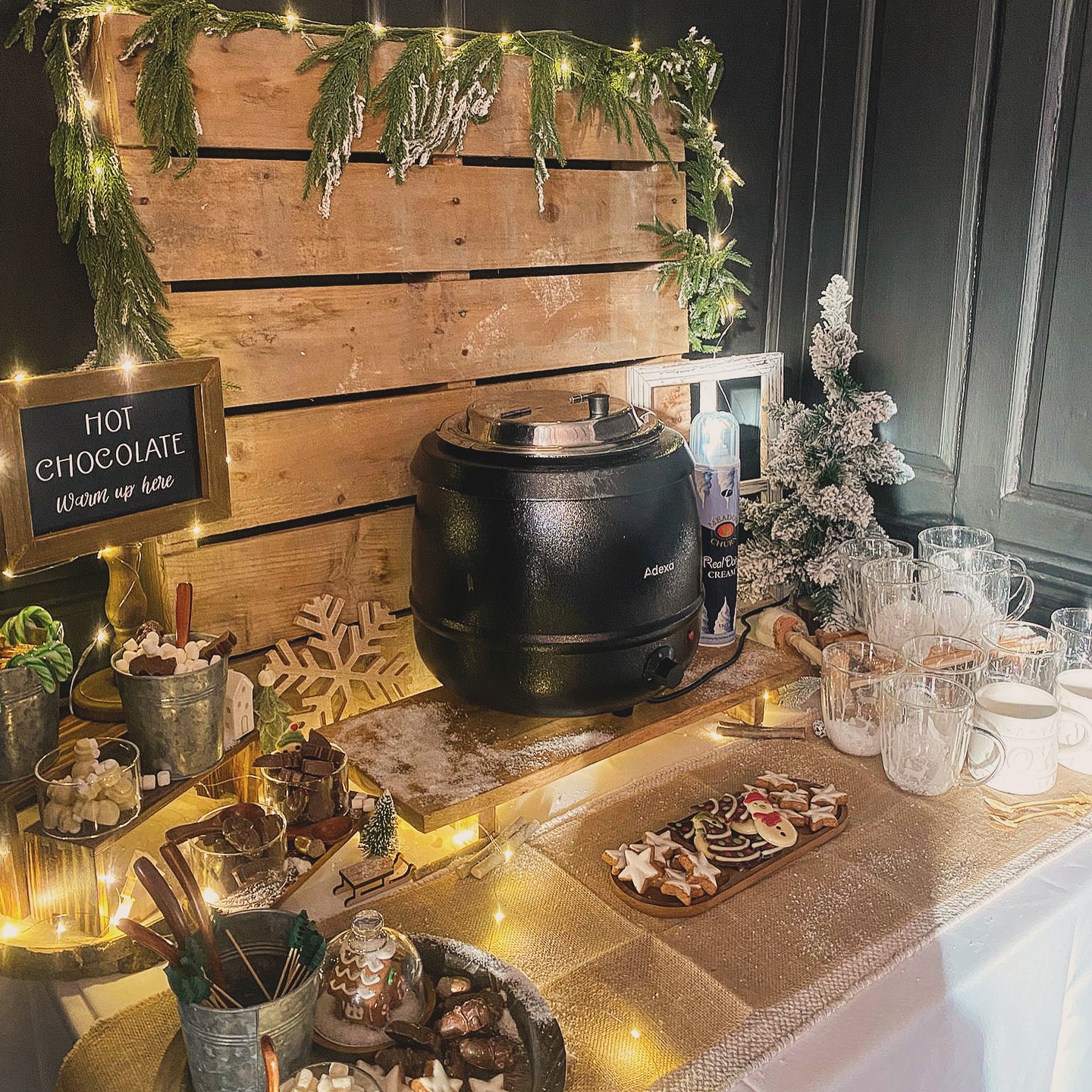 Soup Kettle Warmer for an Indoor Hot Cocoa Bar